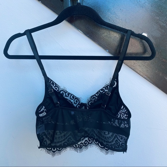 Black Lace Bralette - Picture 4 of 5
